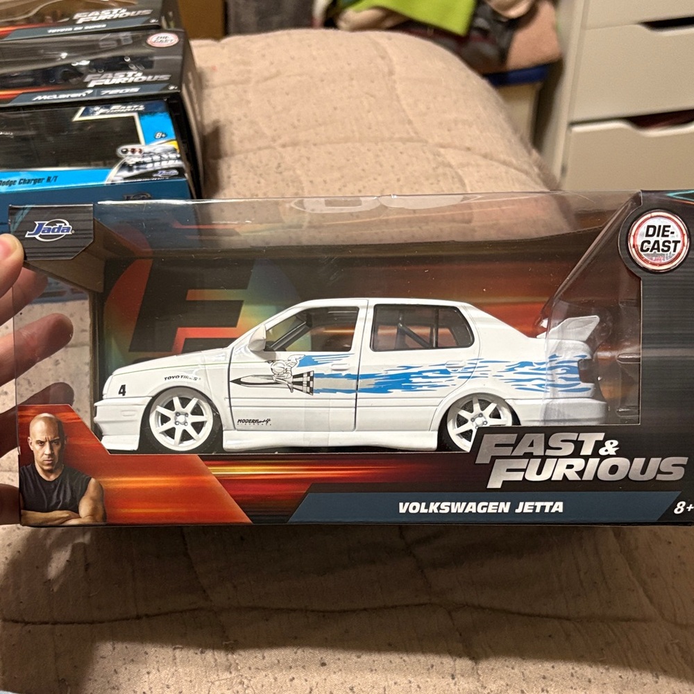 Jada Volkswagen Jetta Die-Cast Model - White and Blue